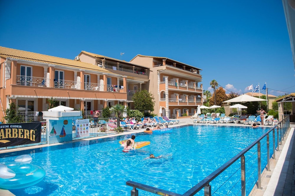 Kavos Plaza Hotel — Swimming pool in Lefkimmi (Corfu), Ionian Islands