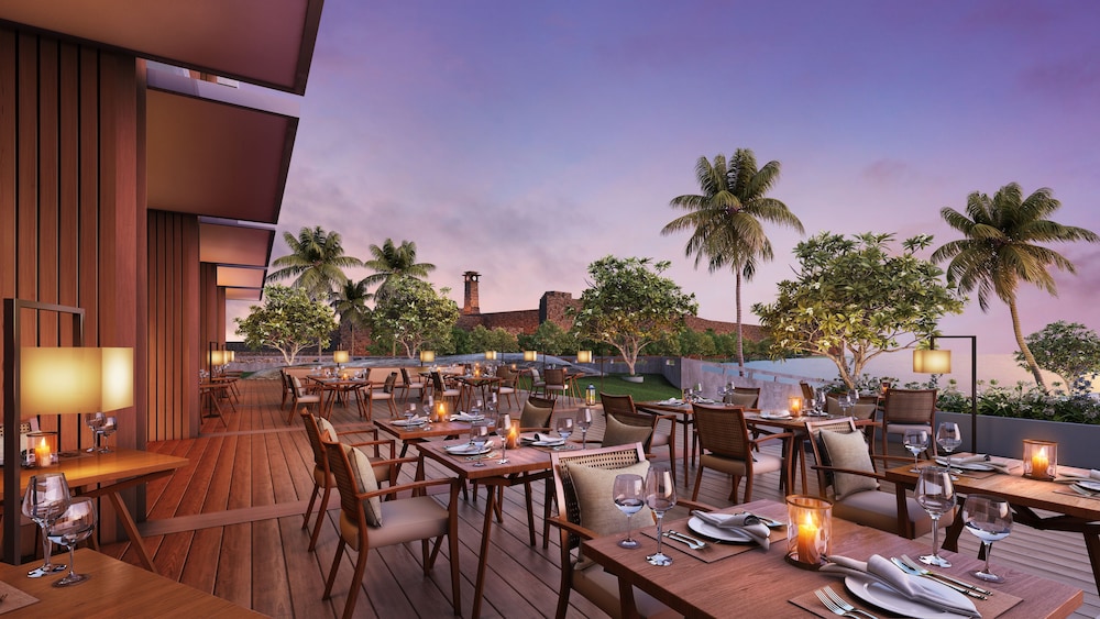 Le Grand Galle — Restaurant & bars in Galle, Southern Province