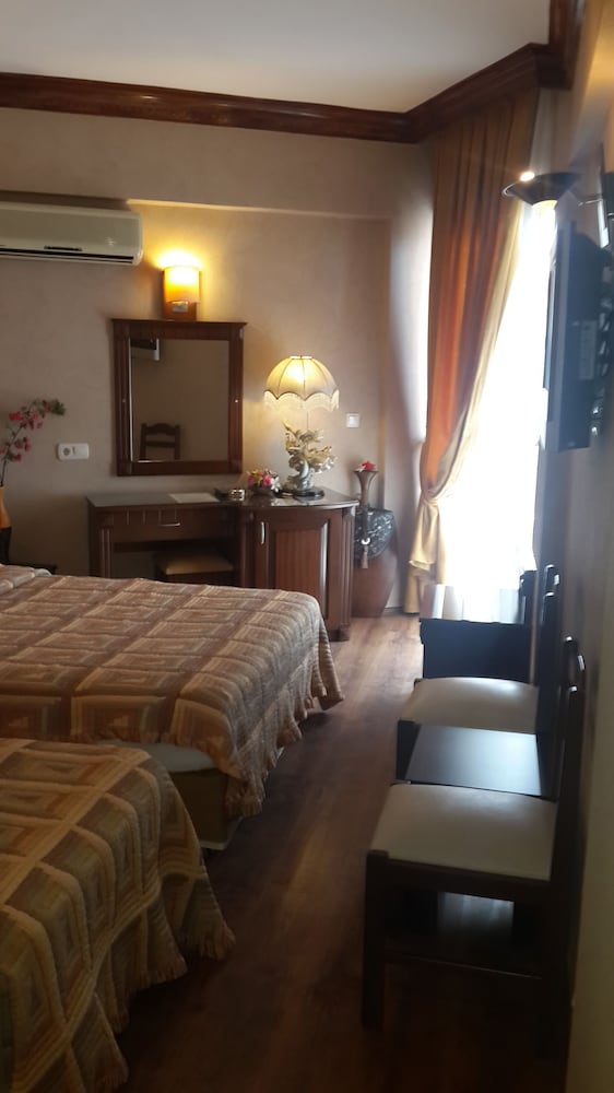 Kleopatra İkiz Otel — Hotel rooms in Alanya