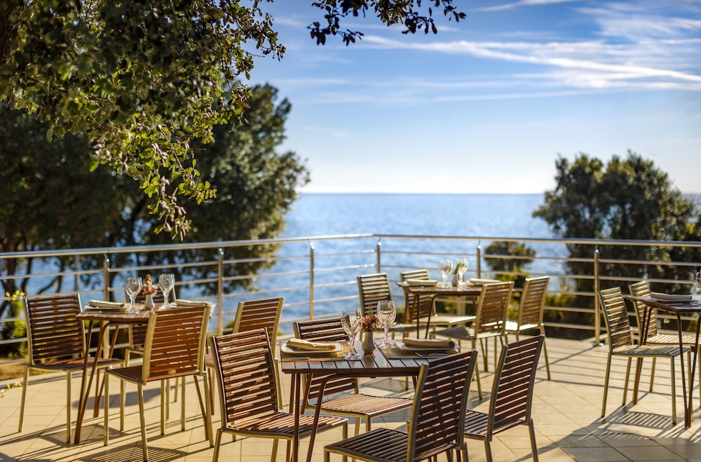 Maistra Select Amarin Resort — Restaurant & bars in Rovinj, Istria