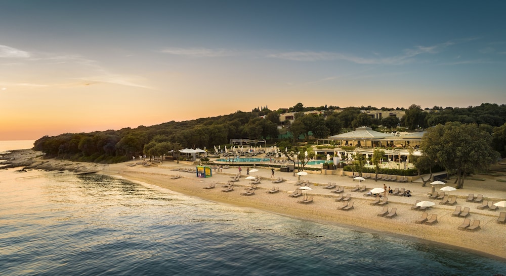 Maistra Select Amarin Resort — Beach in Rovinj, Istria