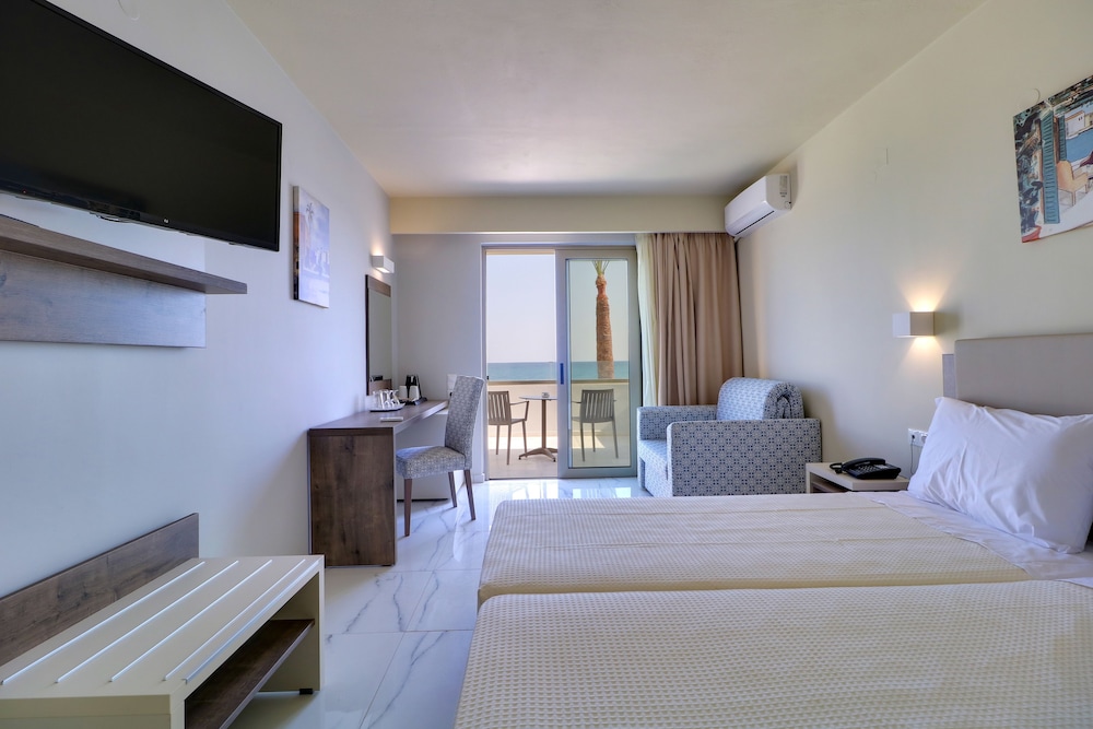 Harmony Rethymno Beach Hotel — Hotel rooms in Rethymnon