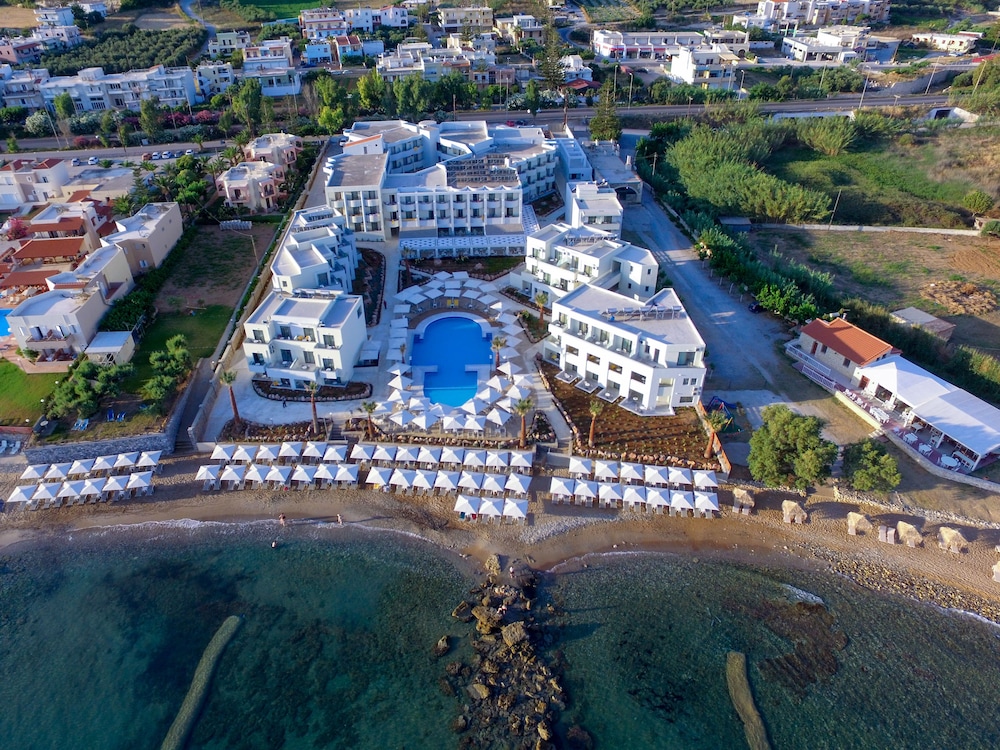 Harmony Rethymno Beach Hotel — Main photo in Rethymnon