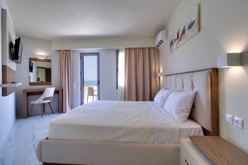 Harmony Rethymno Beach Hotel — Hotel rooms in Rethymnon