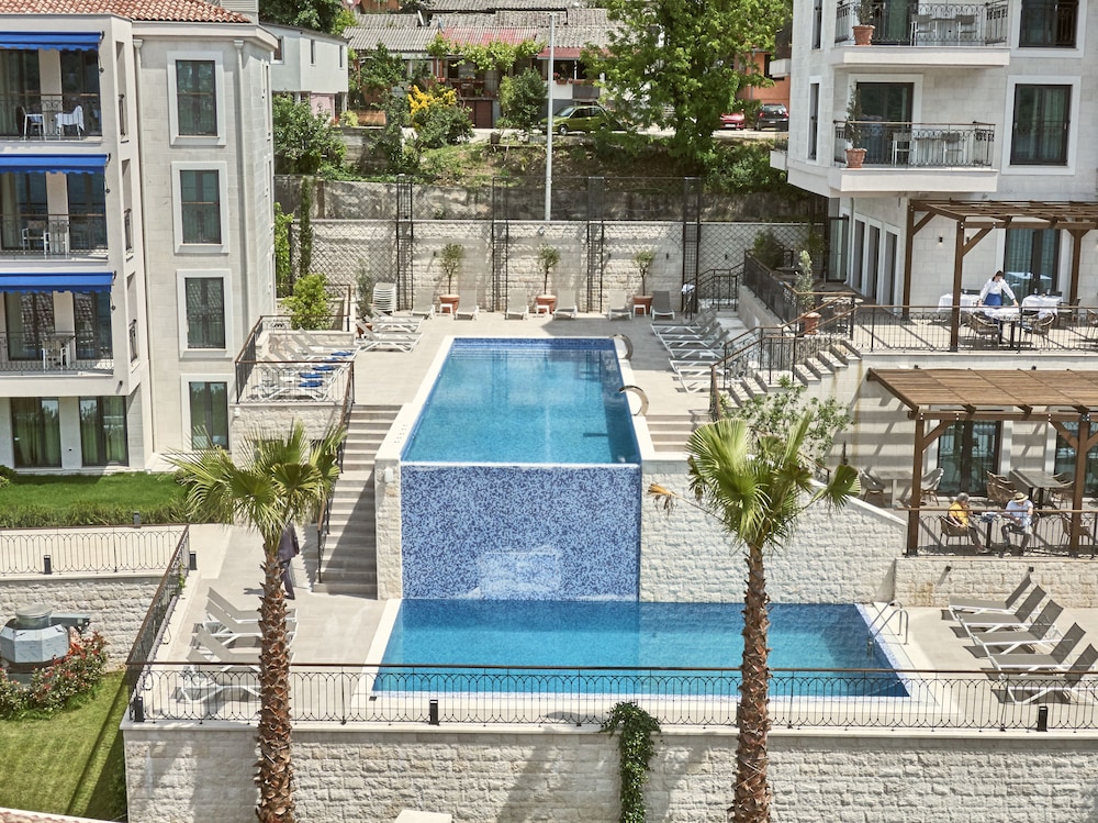 Huma Kotor Bay Hotel and Villas - zdjęcie 2