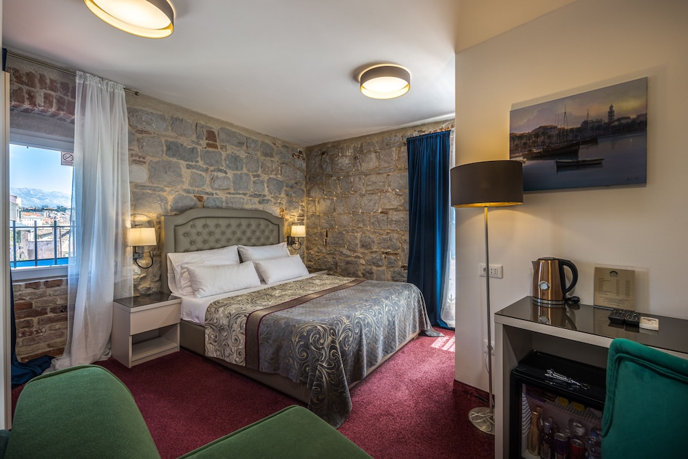 Hotel Agava — Hotel rooms in Split, Split-Dalmatia