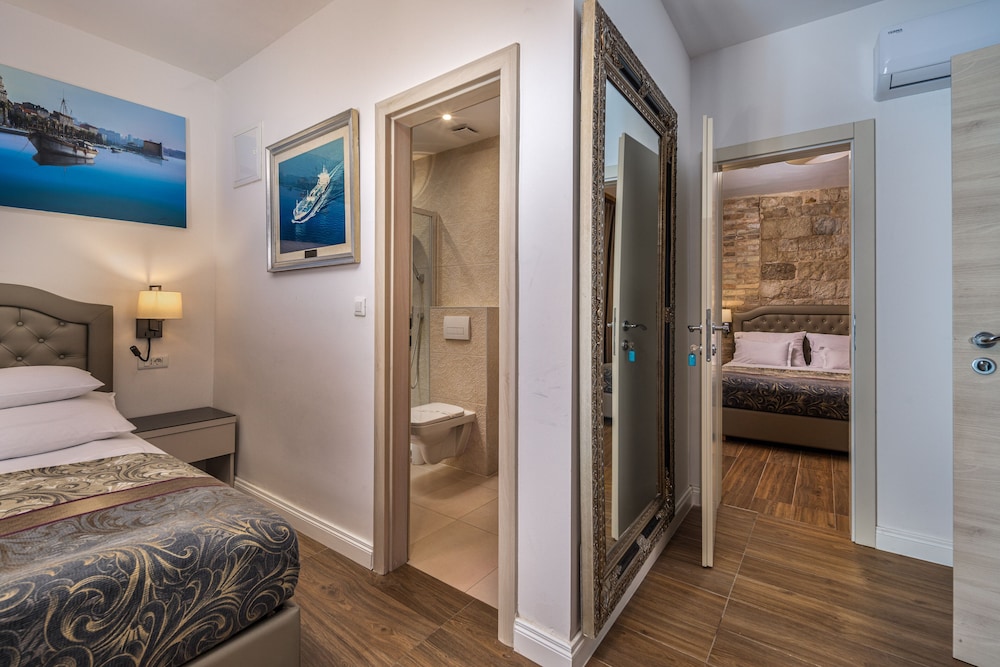 Hotel Agava — Hotel rooms in Split, Split-Dalmatia