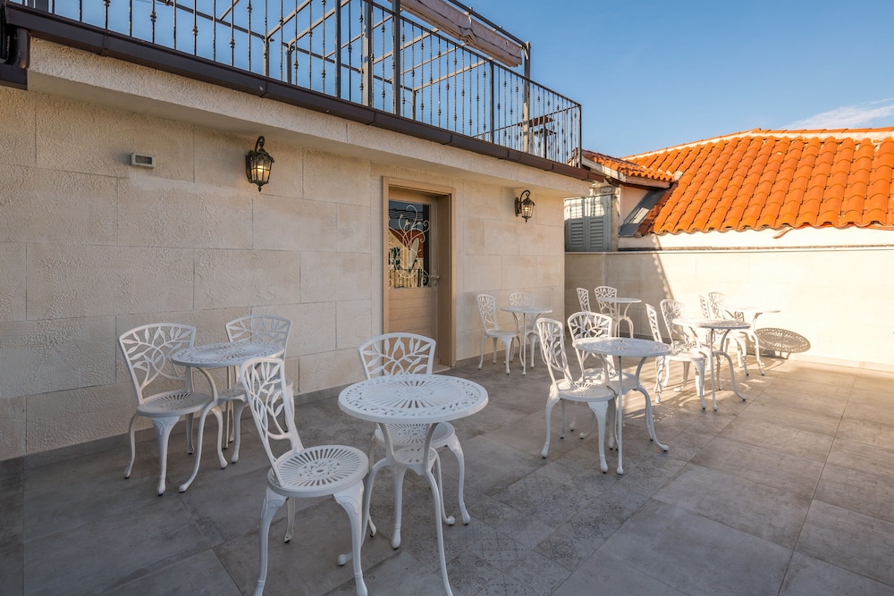 Plaza Marchi Old Town - MAG Quaint & Elegant Boutique Hotels — Hotel building in Split, Split-Dalmatia