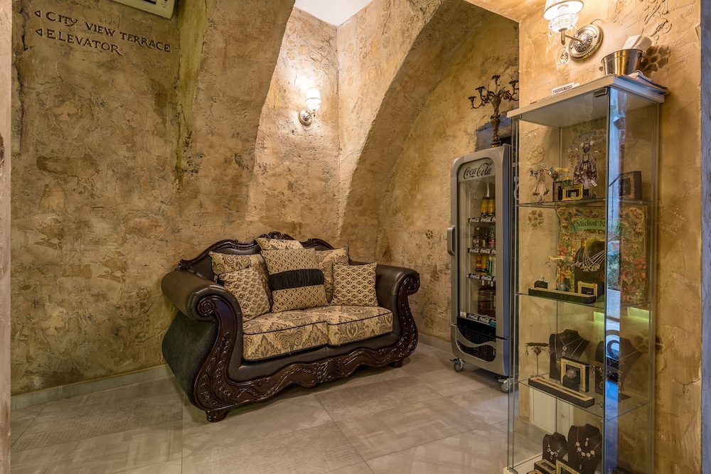 Plaza Marchi Old Town - MAG Quaint & Elegant Boutique Hotels — Hotel building in Split, Split-Dalmatia