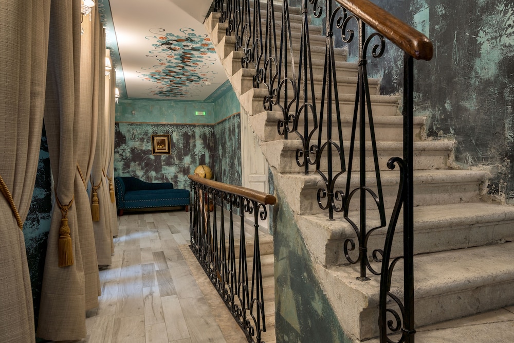 Plaza Marchi Old Town - MAG Quaint & Elegant Boutique Hotels — Hotel building in Split, Split-Dalmatia