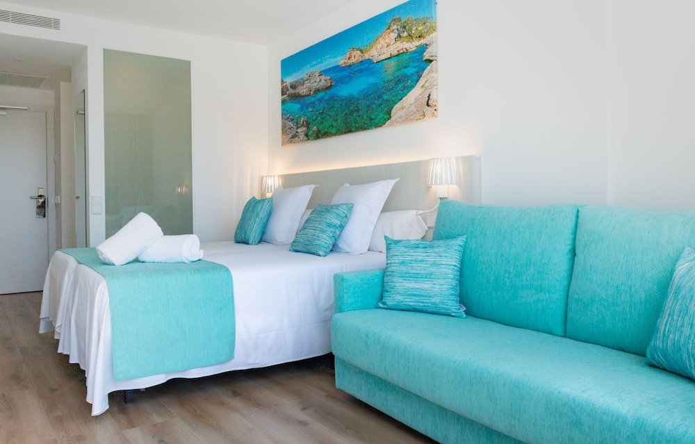 Valentin Grand Park Suite Hotel — Hotel rooms in Peguera, Balearic Islands