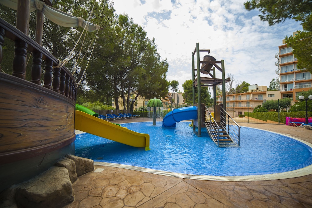 Valentin Grand Park Suite Hotel — Attractions for children in Peguera, Balearic Islands