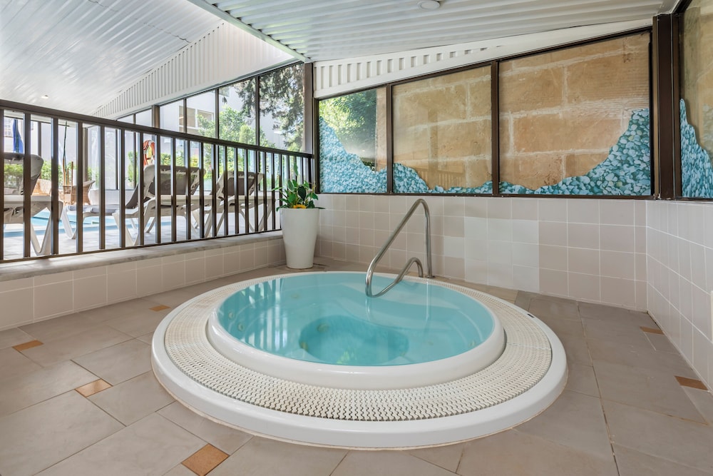 Valentin Grand Park Suite Hotel — Spa in Peguera, Balearic Islands