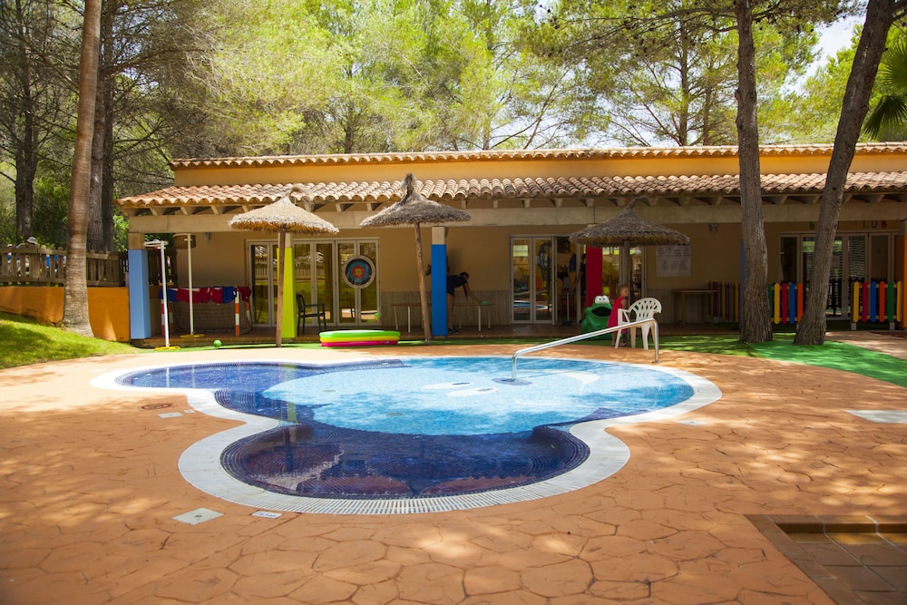 Valentin Grand Park Suite Hotel — Attractions for children in Peguera, Balearic Islands