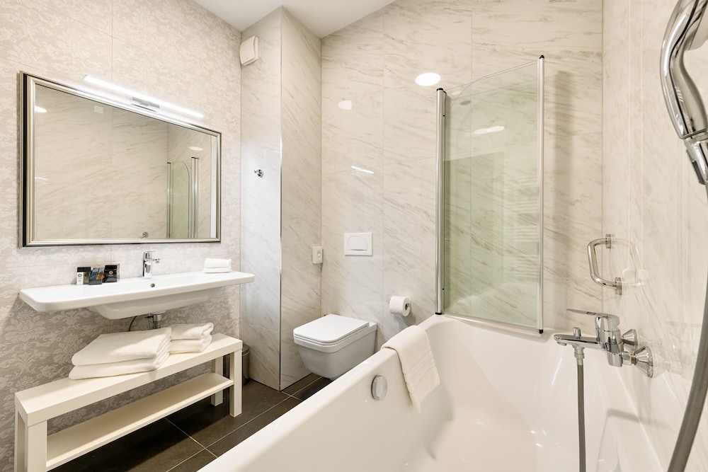 Hotel Cvita — Hotel rooms in Split, Split-Dalmatia