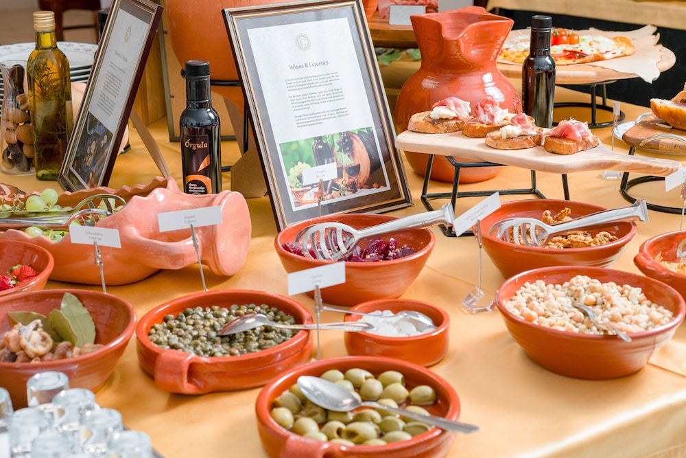 Hotel Cvita — Restaurant & bars in Split, Split-Dalmatia