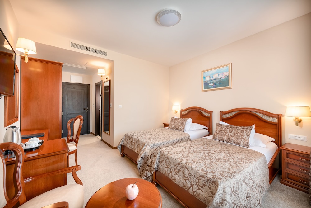 Hotel Cvita — Hotel rooms in Split, Split-Dalmatia