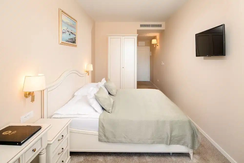 Hotel Cvita — Hotel rooms in Split, Split-Dalmatia