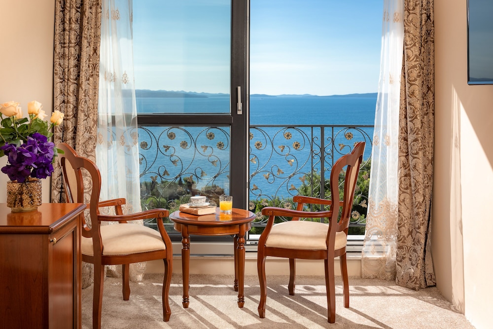 Hotel Cvita — Hotel rooms in Split, Split-Dalmatia