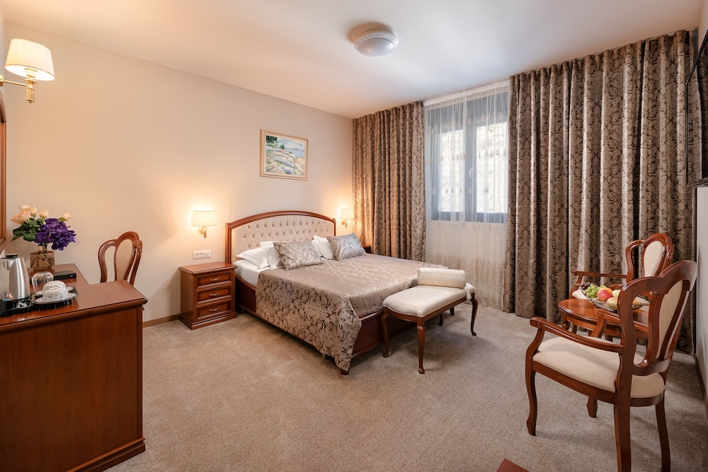 Hotel Cvita — Hotel rooms in Split, Split-Dalmatia
