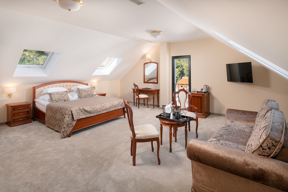 Hotel Cvita — Hotel rooms in Split, Split-Dalmatia