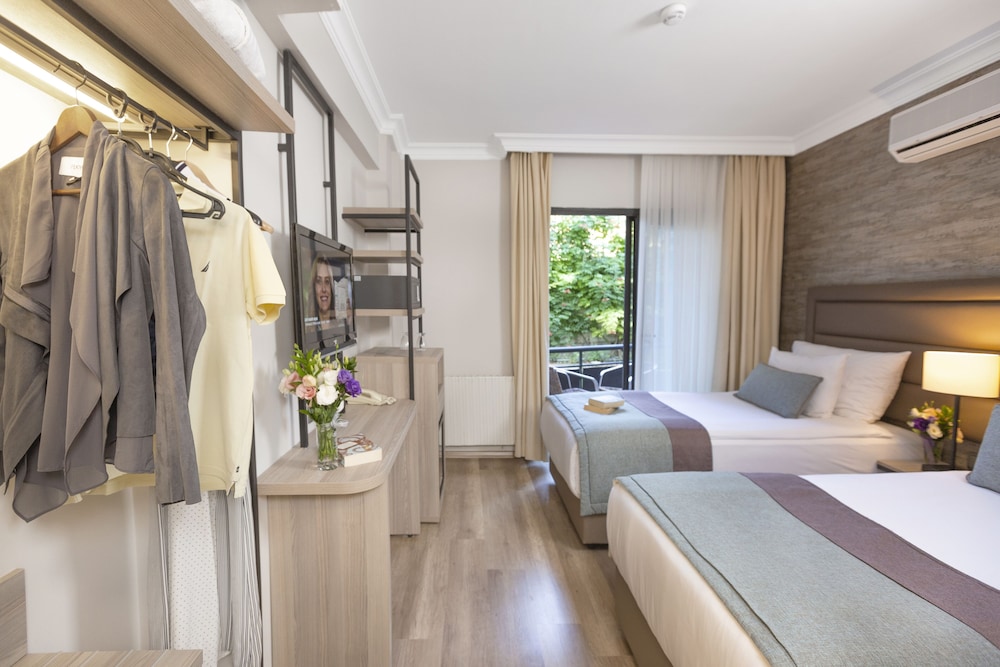 Pırıl Hotel Thermal & Beauty SPA — Hotel rooms in Cesme, Izmir