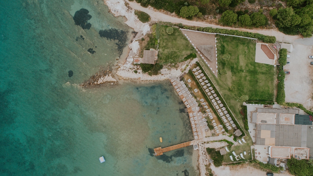 Pırıl Hotel Thermal & Beauty SPA — Beach in Cesme, Izmir
