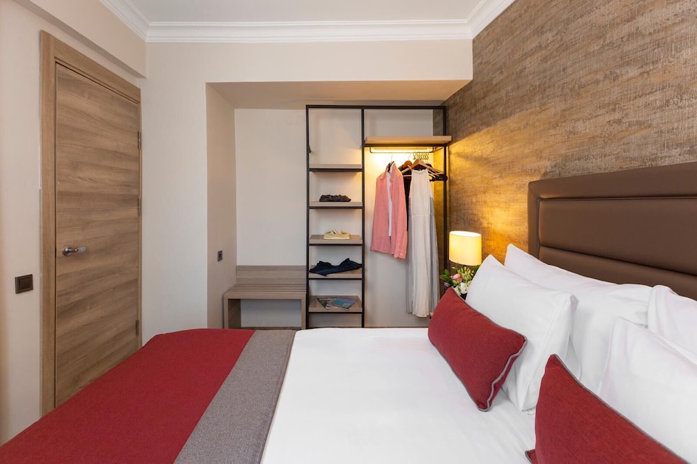 Pırıl Hotel Thermal & Beauty SPA — Hotel rooms in Cesme, Izmir