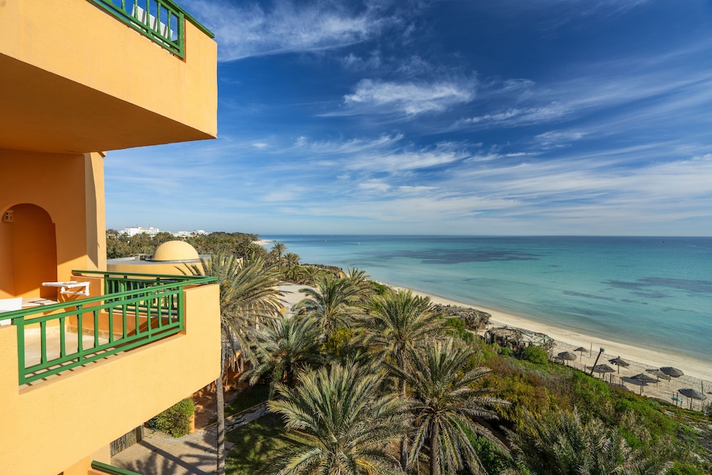 El Ksar Resort & Spa- Family Hotel — Beach in Sousse, Sousse