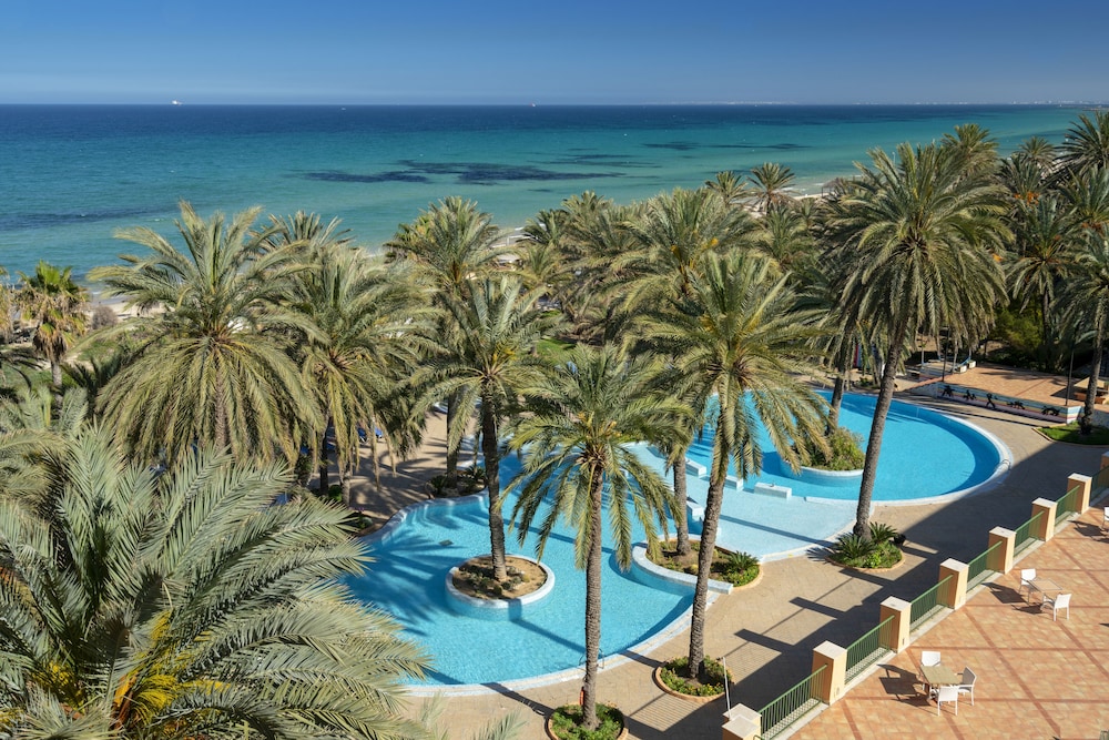 El Ksar Resort & Spa- Family Hotel — Swimming pool in Sousse, Sousse