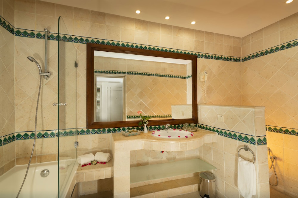El Ksar Resort & Spa- Family Hotel — Hotel rooms in Sousse, Sousse