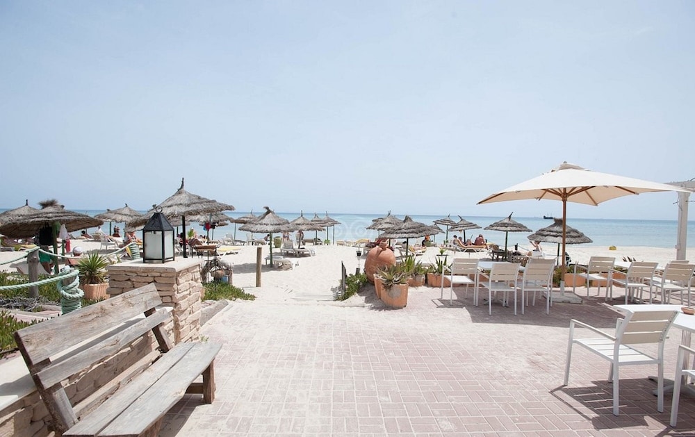 El Ksar Resort & Spa- Family Hotel — Beach in Sousse, Sousse