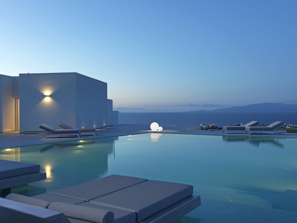 Myst Boutique Hotel — Swimming pool in Oia, South Aegean