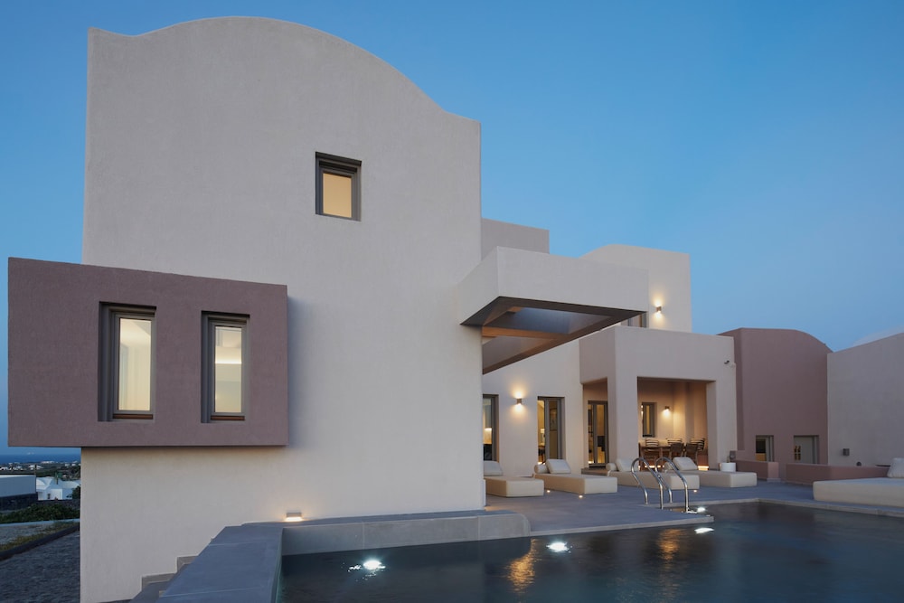 Myst Boutique Hotel — Hotel building in Oia, South Aegean