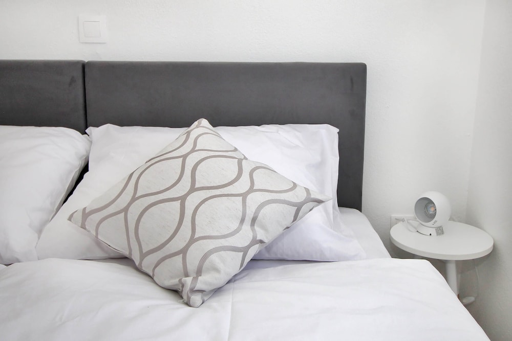 Bacan Family Apartments — Hotel rooms in Konavle, Dubrovnik-Neretva