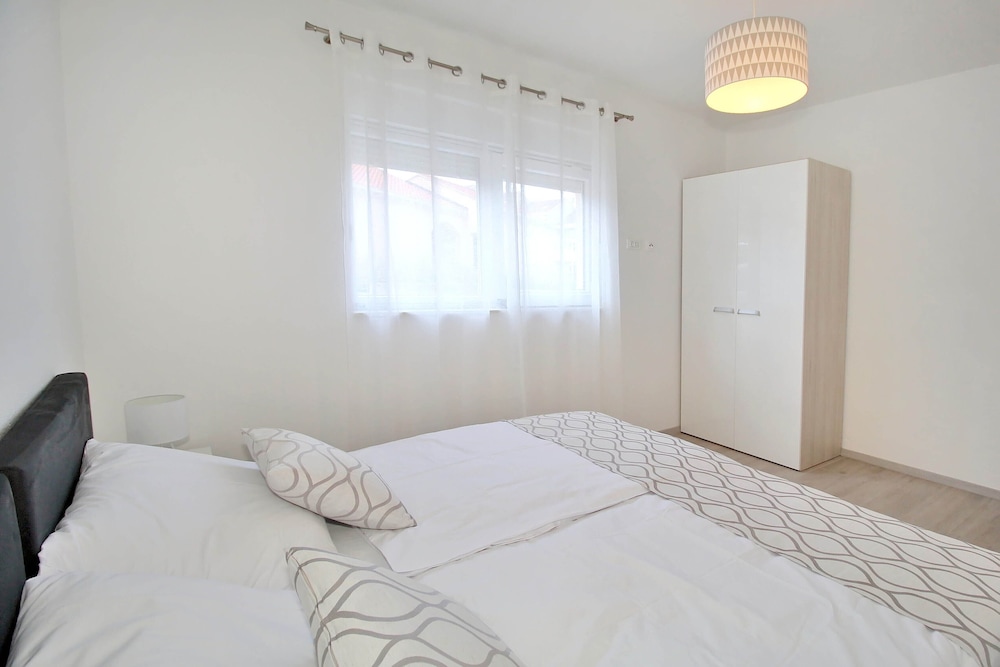 Bacan Family Apartments — Hotel rooms in Konavle, Dubrovnik-Neretva