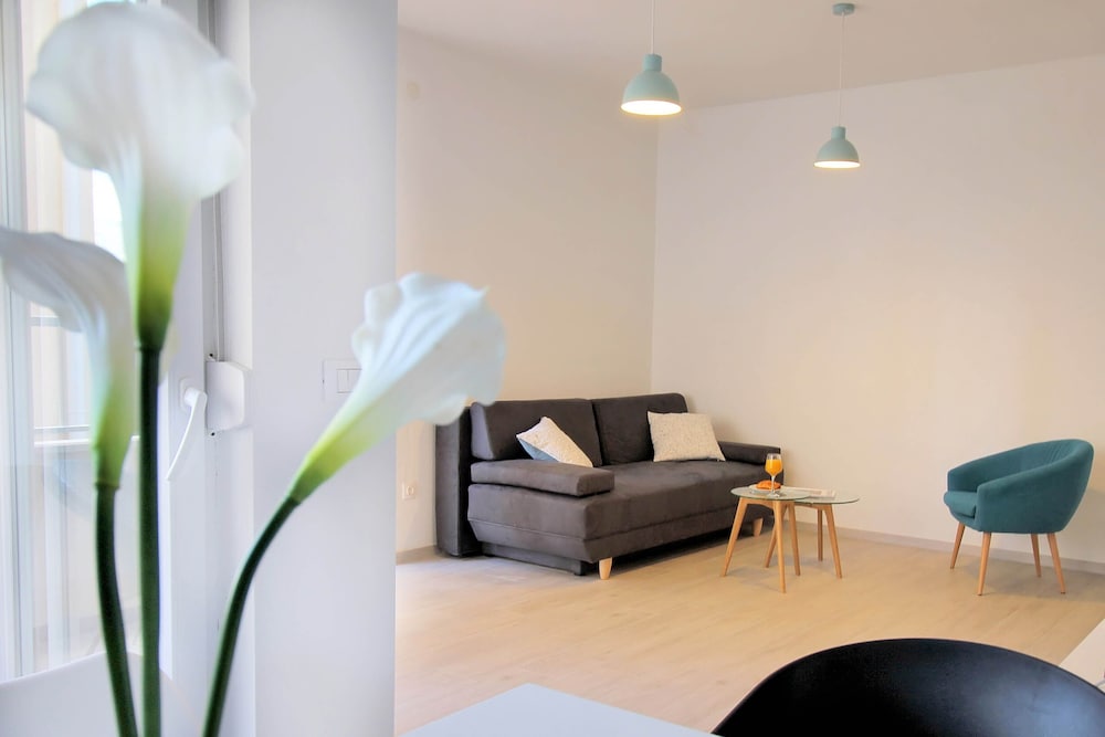 Bacan Family Apartments — Hotel rooms in Konavle, Dubrovnik-Neretva