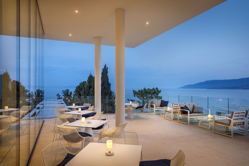 Girandella Resort, Valamar Collection — Restaurant & bars in Labin, Istria