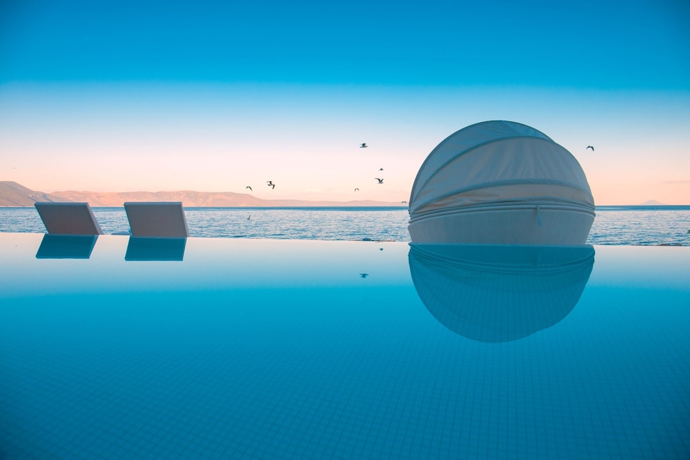 Girandella Resort, Valamar Collection — Swimming pool in Labin, Istria