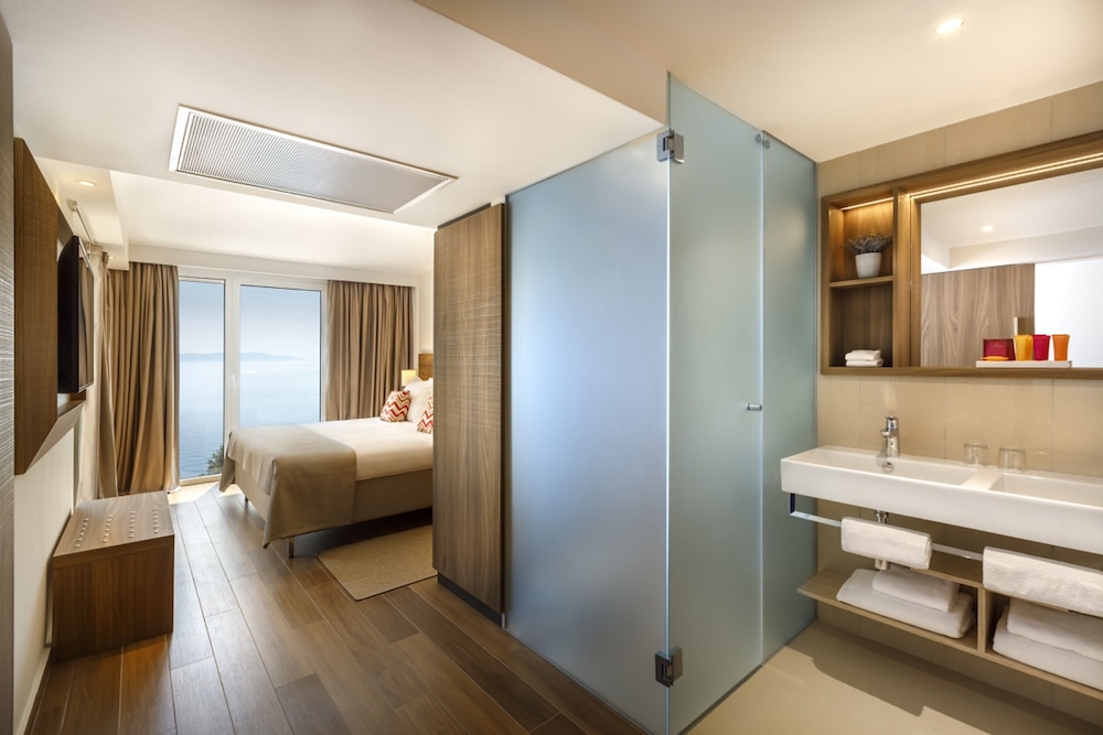 Girandella Resort, Valamar Collection — Hotel rooms in Labin, Istria