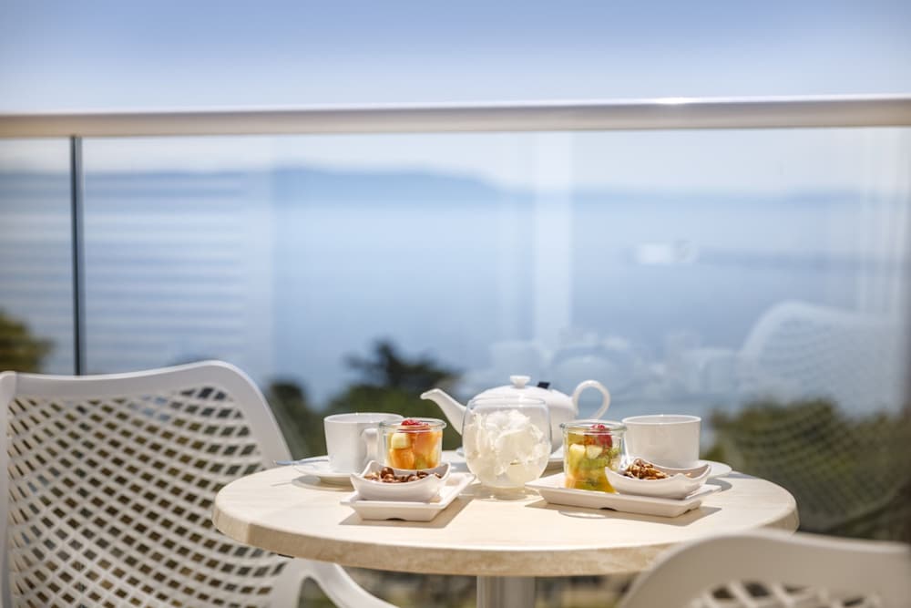 Girandella Resort, Valamar Collection — Restaurant & bars in Labin, Istria