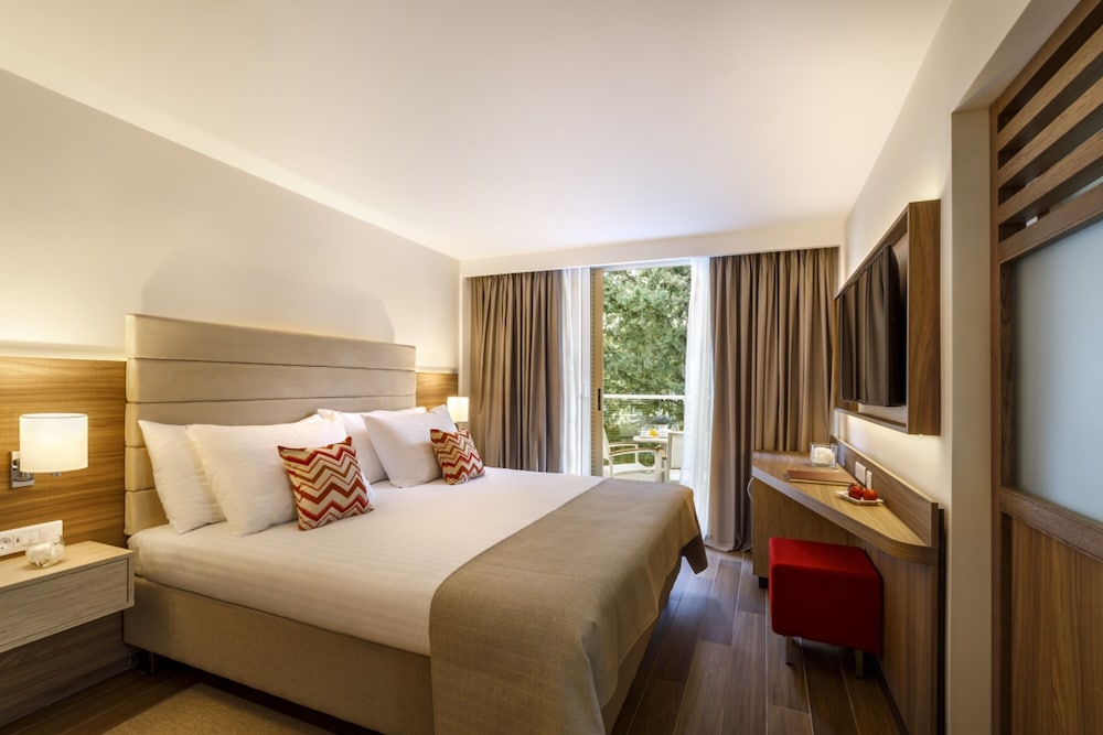Girandella Resort, Valamar Collection — Hotel rooms in Labin, Istria