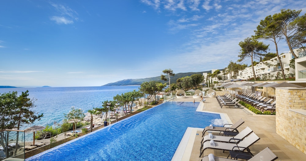 Girandella Resort, Valamar Collection — Swimming pool in Labin, Istria