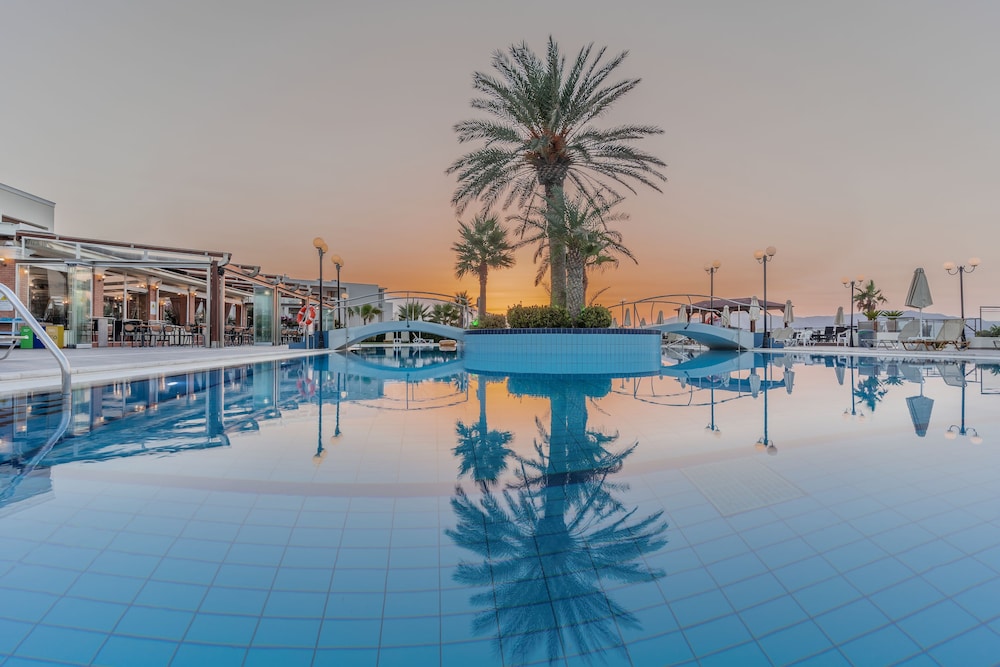 Hydramis Palace Beach Resort - zdjęcie 2