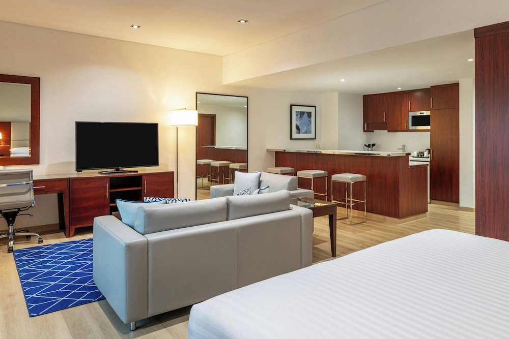 Sheraton The Walk, Dubai — Hotel rooms in Dubai