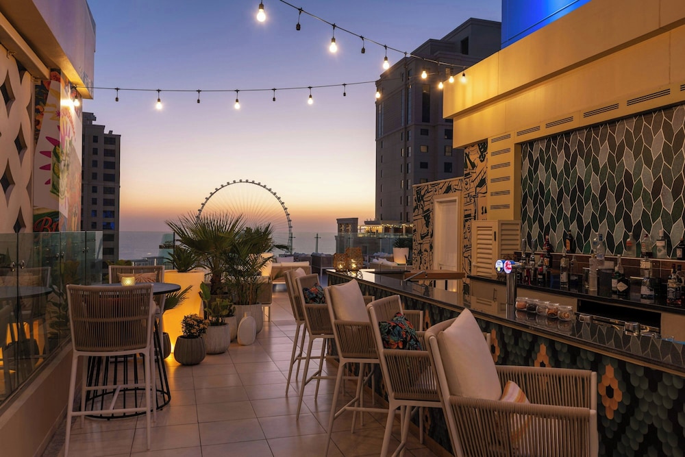 Sheraton The Walk, Dubai — Restaurant & bars in Dubai