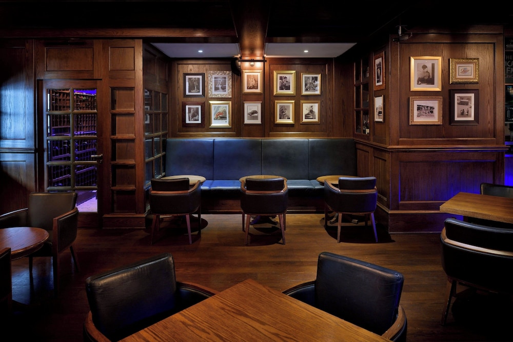 Sheraton The Walk, Dubai — Restaurant & bars in Dubai