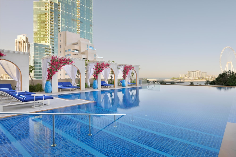 JA Ocean View Hotel, Jumeirah Beach Dubai — Pool in Dubai
