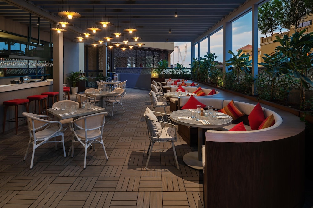 JA Ocean View Hotel, Jumeirah Beach Dubai — Outdoor in Dubai