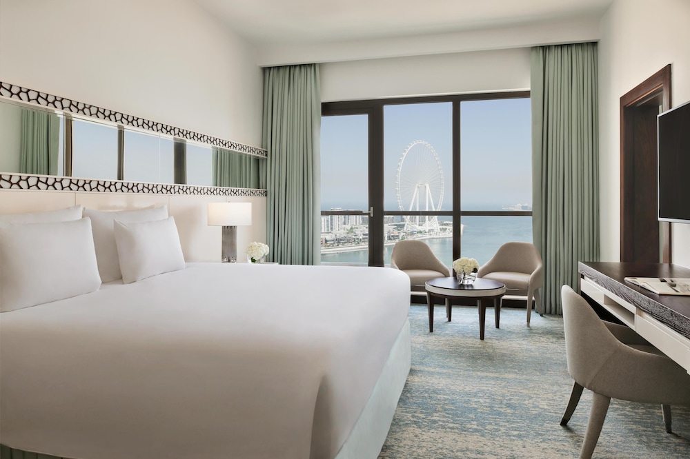 JA Ocean View Hotel, Jumeirah Beach Dubai — View in Dubai